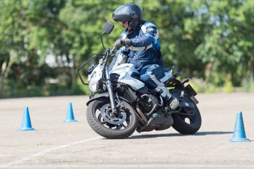 Motorrijbewijspoint Elst motor rijtest